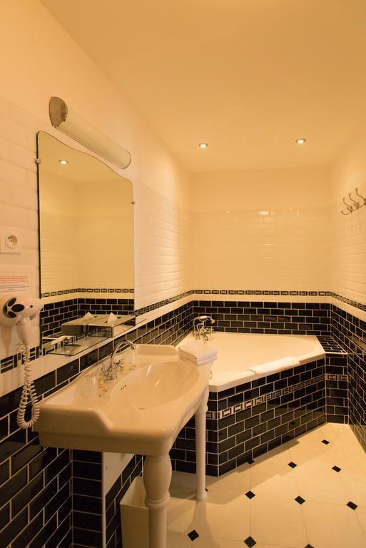 Hotel Rabelais Tours Zewnętrze zdjęcie